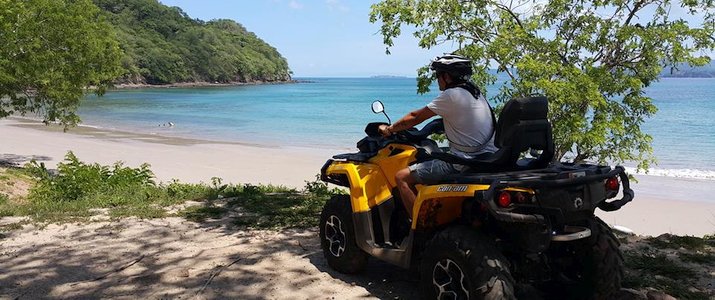 Luxury ATV Tour - Quad à Playa Mina Luxury ATV Tour - Quad playa mina plage sable fin océan turquoise