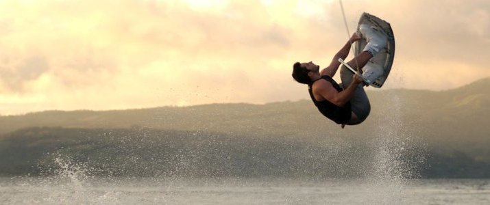 FlyZone - Jump FlyZone Lac Arenal Puerto San Luis Tilaran Wakeboarding Wakeskating Wakeboard Wakeskate Ski Nautique Jump