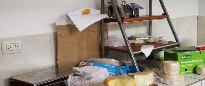 Quesos Canaan San Gerardo de Rivas fromagerie Quesos Canaan San Gerardo de Rivas fromagerie