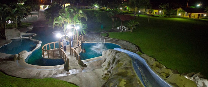Yoko Termales Piscine Yoko Termales Hotel Costa Rica Rincon Piscine Nocturne