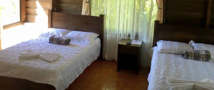 Colinas del Miravalles - Chambre Colinas del Miravalles - Chambre bois lits fenêtres