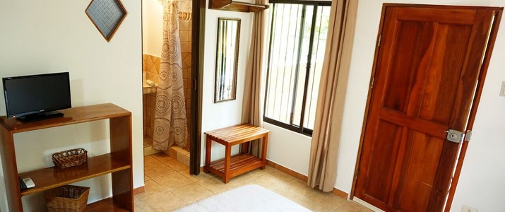 Chambre double salle de bain hôtel Casa Buenavista chambre double salle de bain plage carrillo
