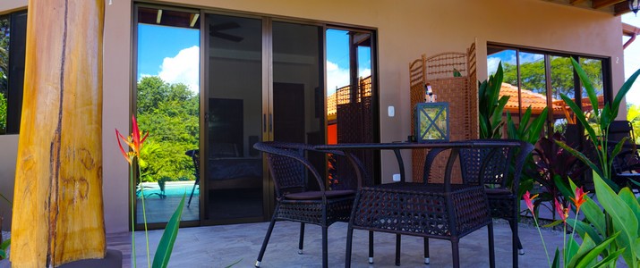 Terrasse vue jardin hôtel Casa Buenavista plage carrillo terrasse vue jardin nature