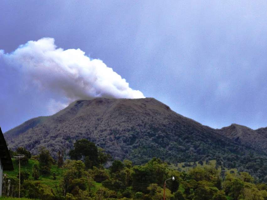 Volcan Turrialba Volcan Turrialba