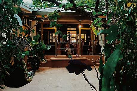 Photo du jardin intérieur de l'hôtel Aranjuez