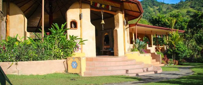 Rio Chirripo Retreat Lodge - Entrée et Cloche