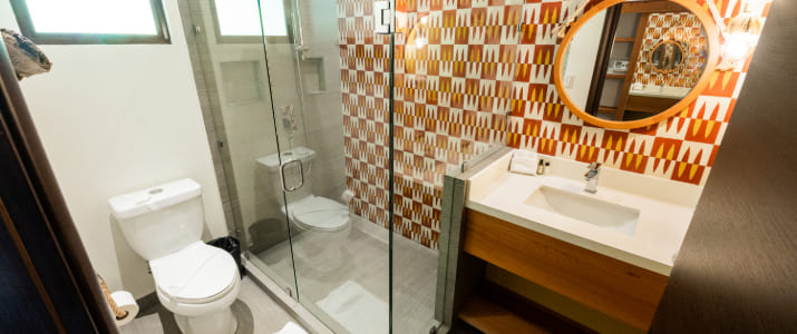 Salle de bain à l'hôtel Costa Pacifica