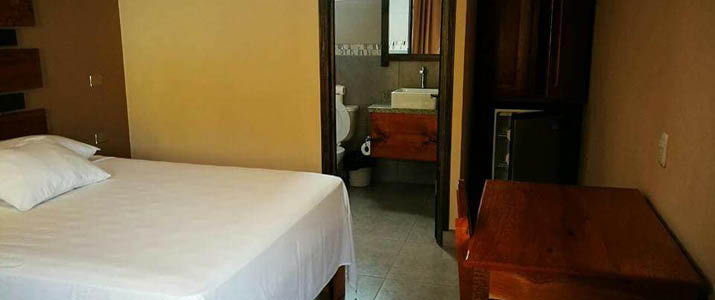 Cabinas Midey - Chambre Cabinas Midey Punta Arena Costa Rica Hotel Cuisine