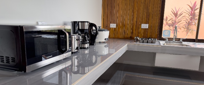 Cuisine moderne Cuisine, moderne, équipée, électroménager, propre