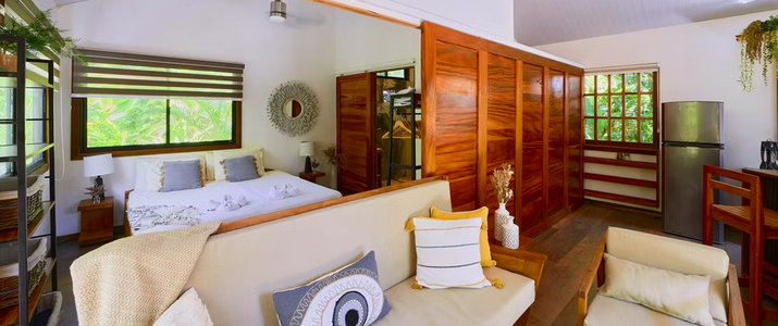 Plage et environnement naturel du Dragonfly Beach Retreat, séjour éco-responsable au Costa Rica