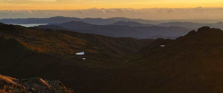 Bons mots 1 - Vue montagne Vue du haut du Chirripo, chaine de montagne