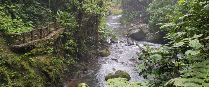 Photo de rivière à Waterfal La Paz